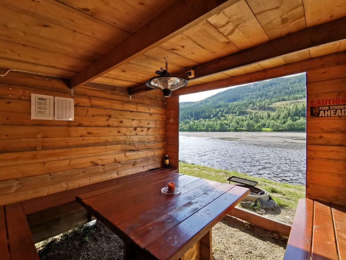 Holmset Camping And Fishing Namdalseid Екстер'єр фото