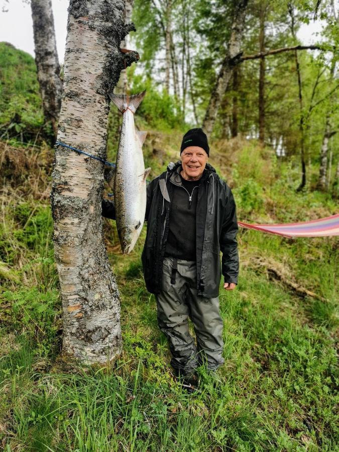 Holmset Camping And Fishing Namdalseid Екстер'єр фото